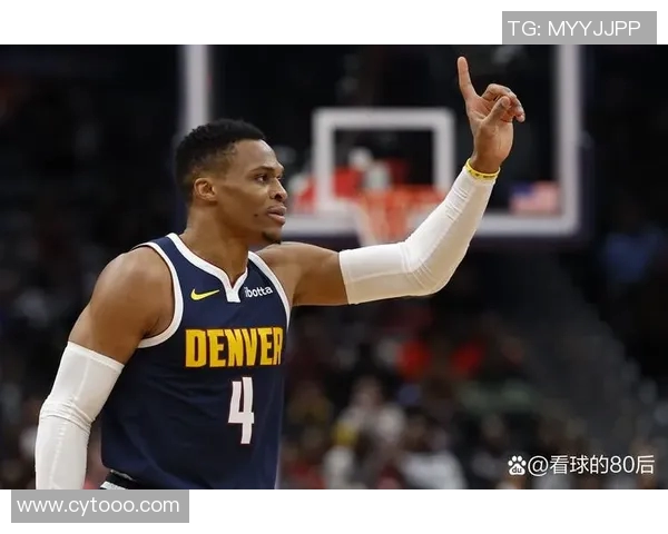 NBA常规赛:威斯布鲁克创历史纪录,队友10中0写队史尴尬纪录,球员状态调整成焦点 NBA常规赛:威斯布鲁克创历史纪录,队友10中0写队史尴尬纪录,球员状态调整成焦点