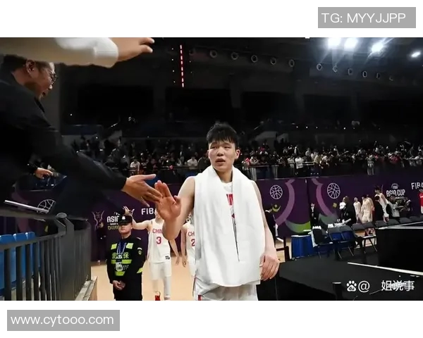 运动新星杨翰森:替补席上心态平和,专注自身蓄势待发 运动新星杨翰森:替补席上心态平和,专注自身蓄势待发