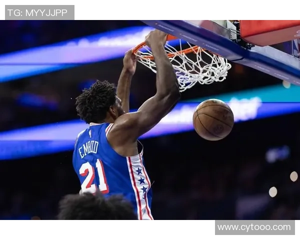 NBA新星狂砍54分加时逆转！超级巨星表现让恩比德王座受挑战